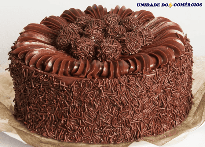 Receita de bolo de chocolate com brigadeiro! Passo a Passo!